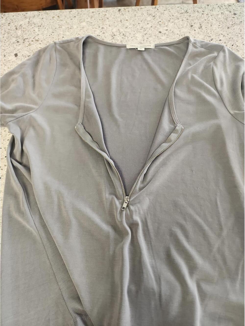 Blouse - Picture 9 of 9